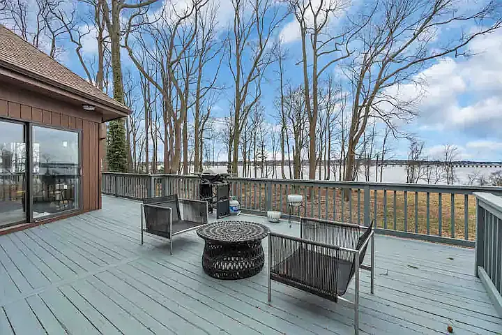 180 Hartshorne Rd — Photo 1