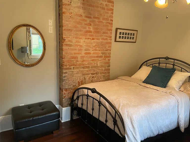 2121 Jackson Ave — Photo 17