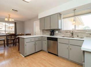 1506 Robinwood Ave, Clovis, CA 93611