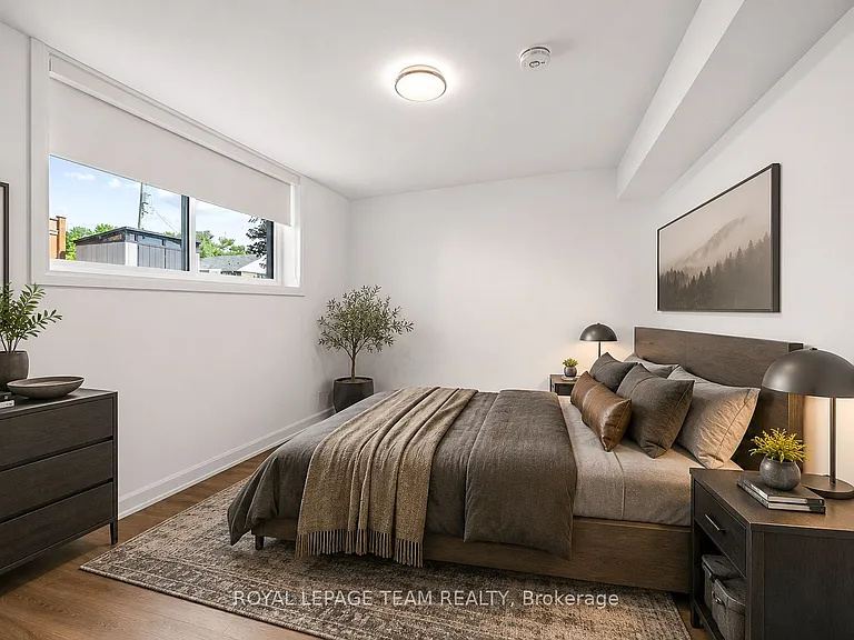998 Hollington St #LOWER — Photo 14