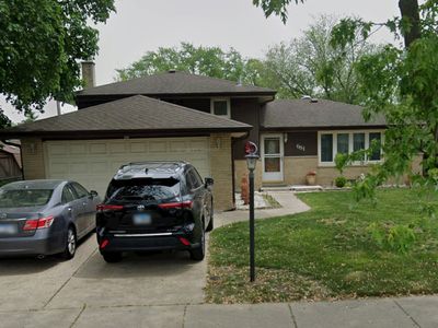 681 S Mount Prospect Rd, Des Plaines, IL, 60016