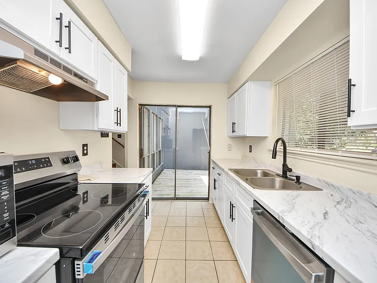 9001 Imogene St #A — Photo 7