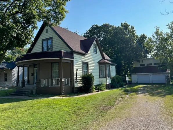 607 7th Street, Monett, MO 65708