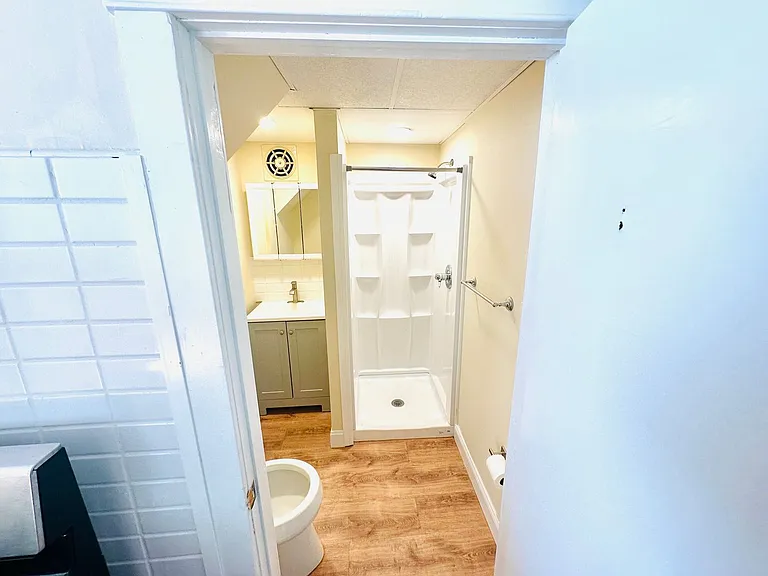 234 Franklin St — Photo 33
