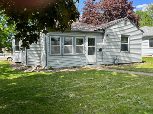 222 W McKinley St, Owatonna, MN 55060