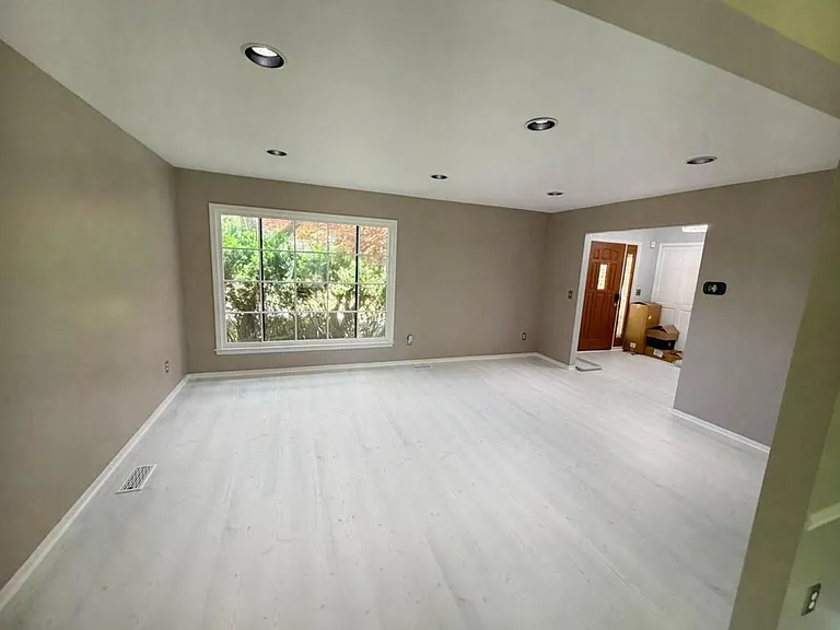 30319 Club House Ln — Photo 2