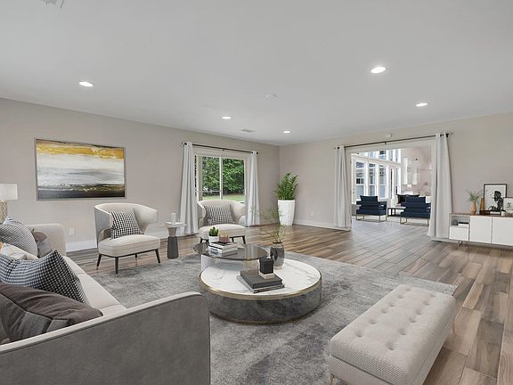 3rd image of 1061 E Windwood Way