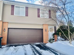 984 98th Ave NE, Blaine, MN 55434