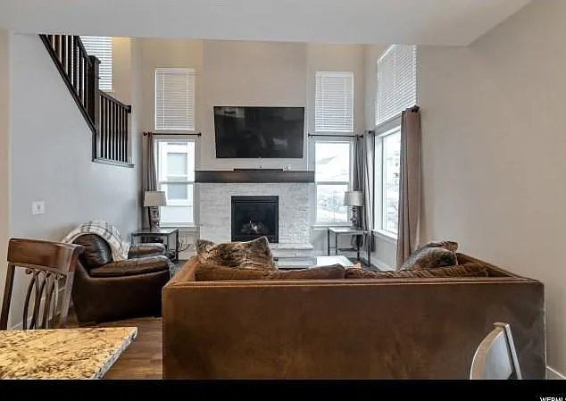 Building Photo - 14524 S Juniper Shade Dr #1