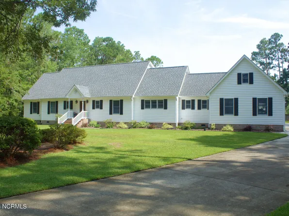 10010 S Olde Towne Wynd SE, Belville, NC 28451