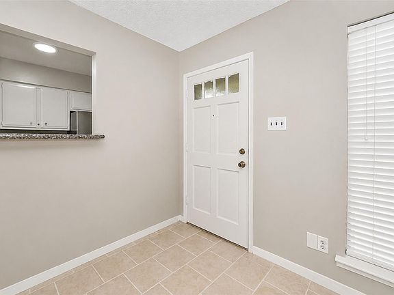 4th image of 2415 Briarwest Blvd