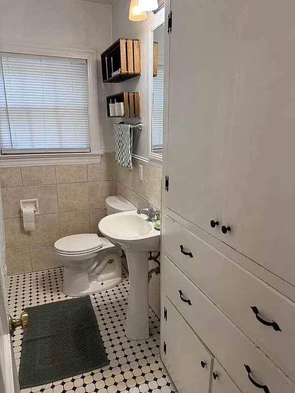 1 bed, 1.0 bath, 572 sqft, $1,695 — Photo 4
