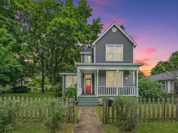 902 Piedmont Ave, Salem, VA 24153