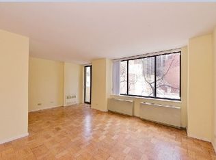 311 E 38th St APT 2D, New York, NY