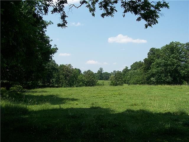 2nd image of 1 Robert Pryor Rd