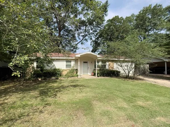 2617 Carywood Dr, Bryant, AR 72022