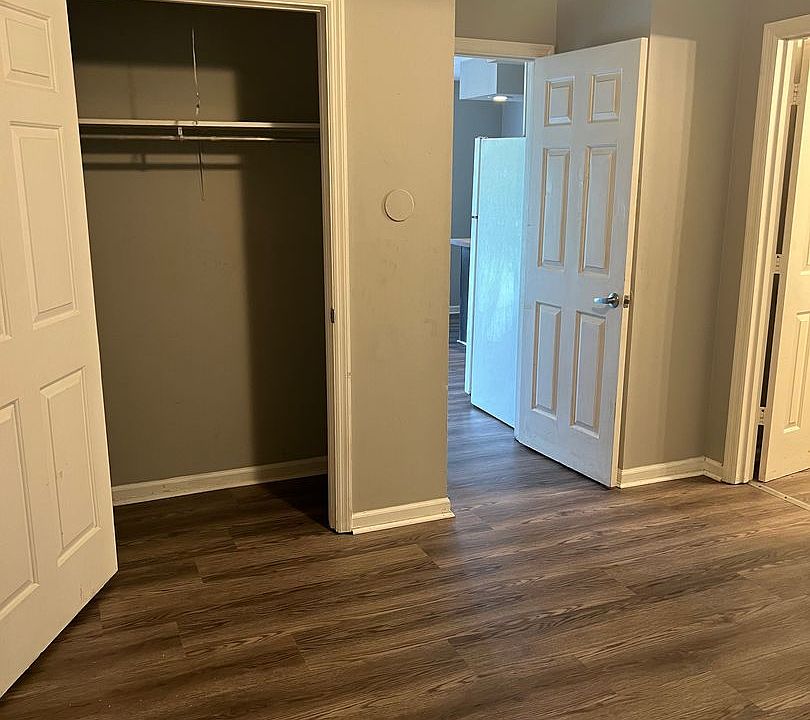 1st image of 430 Country Lane Dr #35