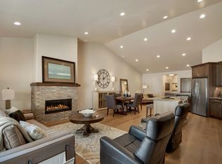 4571 Winestone Ln, Rapid City, SD 57702