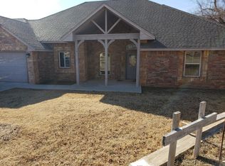 2320 Valley Holw, Norman, OK 73071