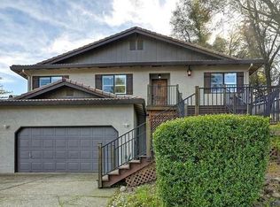 22901 Sunset Ridge Dr, Auburn, CA 95602