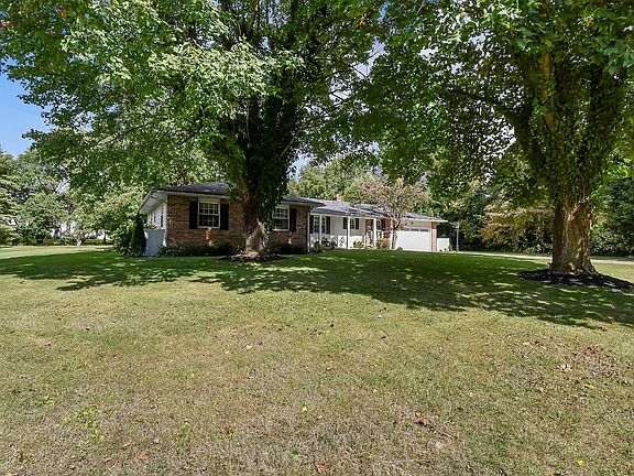3rd image of 9330 Chester Dr NW