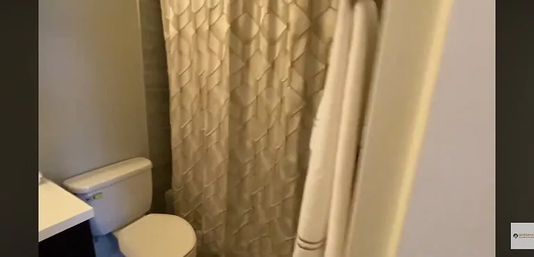 40 E Delaware Pl #12F — Photo 13