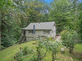 17 Hemlock St, Hillsboro, NH 03244