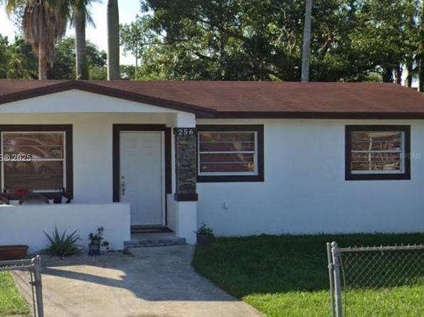 256 NW 82nd Ter