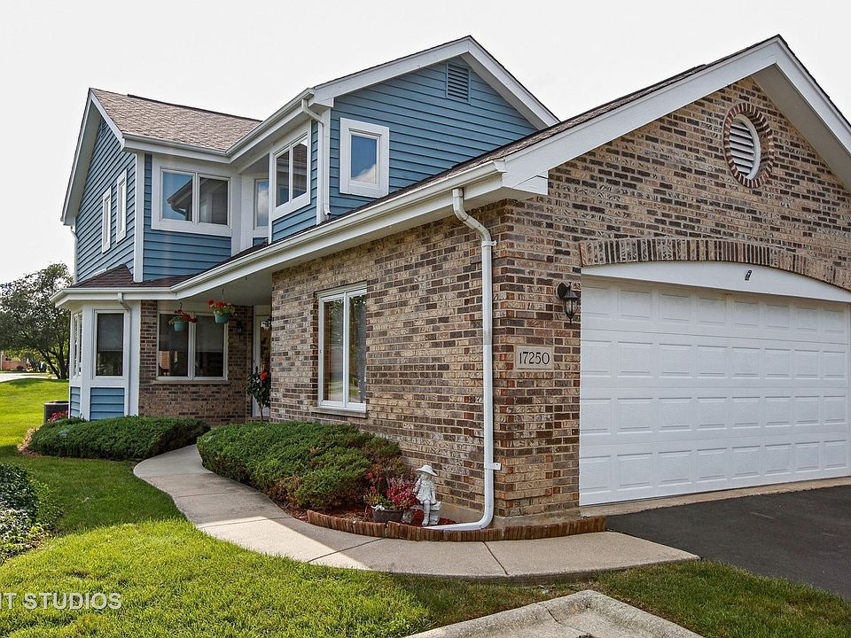 1st image of 17250 Lakebrook Dr