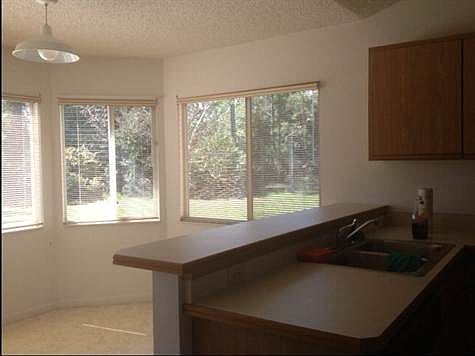 2nd image of 28 Pineapple Dr
