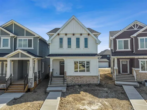 568 N Buffaloberry Mnr SE, Calgary, AB T3M 3Z1