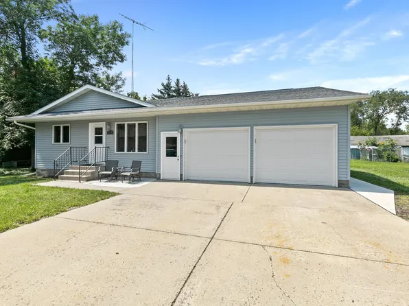 143 Hall Ave SW, Richmond, MN 56368