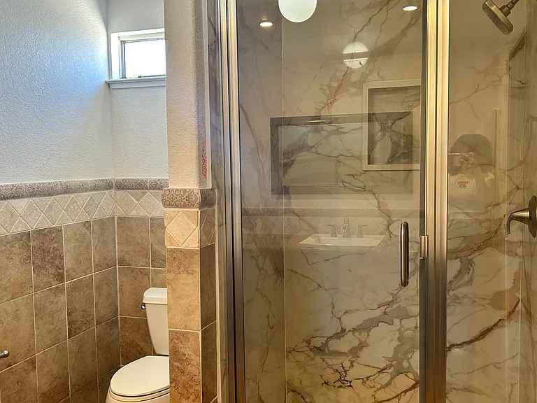 1691 Yorktown Ct — Photo 13