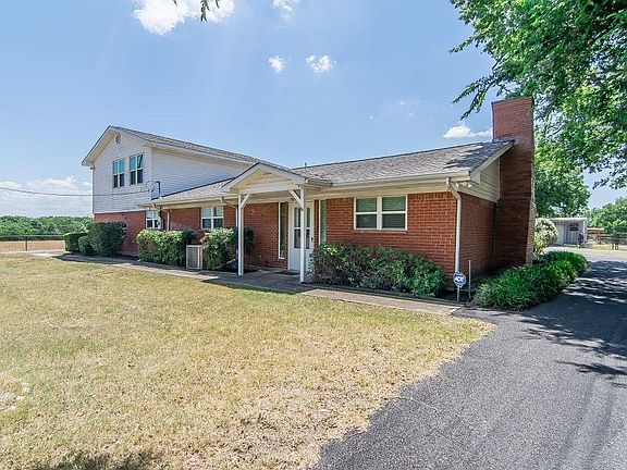 3rd image of 4052 County Road 412