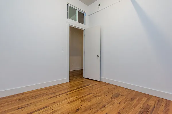 Rented by Nooklyn NYC LLC | media 26