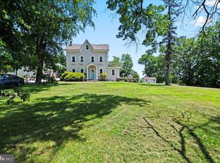 802 Collegeville Rd, Phoenixville, PA 19460