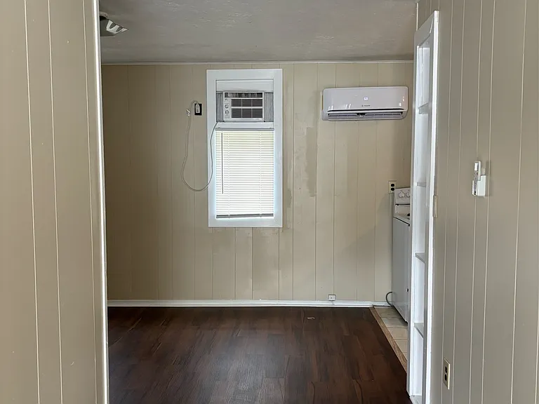 240 Main St #2 — Photo 4