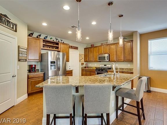 4th image of 10569 Cranbrook Cross St