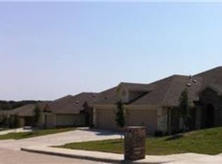 1014 Newcastle Dr, Weatherford, TX 76086