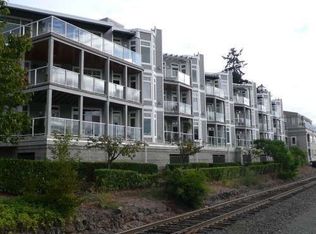 107 3rd St, Lake Oswego, OR 97034