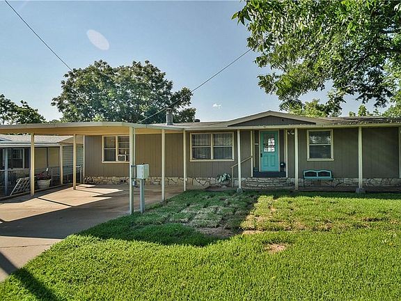 2nd image of 4409 Wildwood Cir