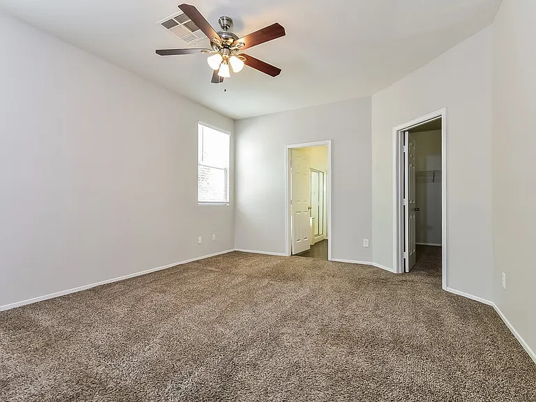 2520 Bahama Point Ave — Photo 9