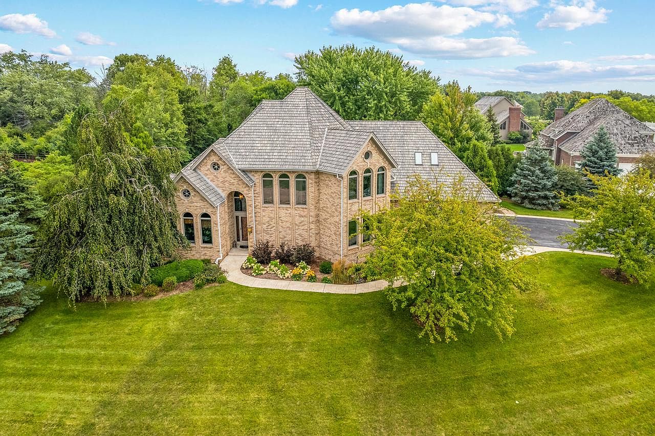 10710 North Gazebo Hill PARKWAY EAST East, Mequon, WI 53092 Zillow