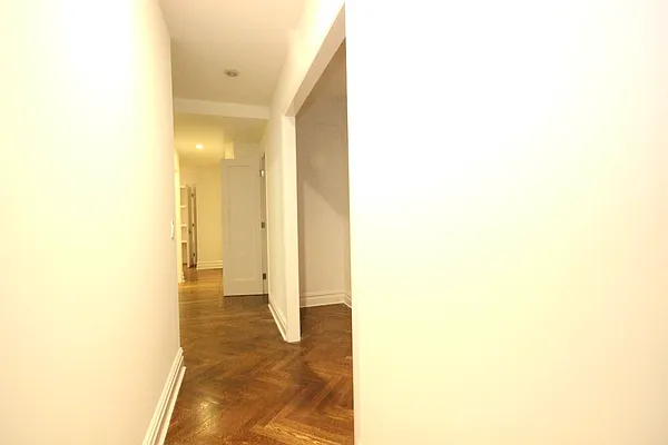 Rented by (Legacy) NY Quality Living Uptown | media 28