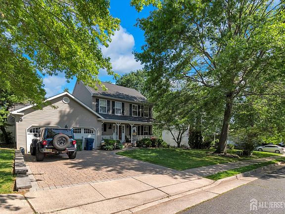 3rd image of 12 Marcy Dr