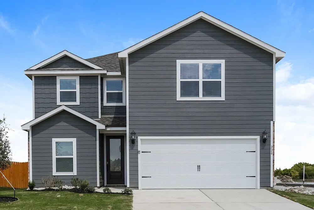 5 bed, 2.5 bath, 2504 sqft, $2,620 — Photo 1