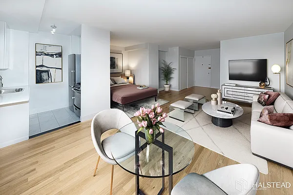 Sold by Brown Harris Stevens | media 5