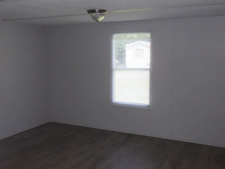 553 Country Ln #7 — Photo 10