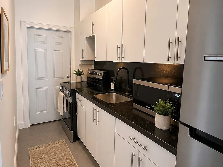 6630 Maloney Ave #7D — Photo 2