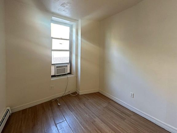 3rd image of 681 Flatbush Ave APT 3R